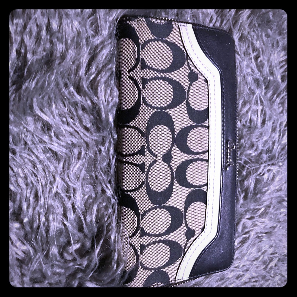 Coach wallet